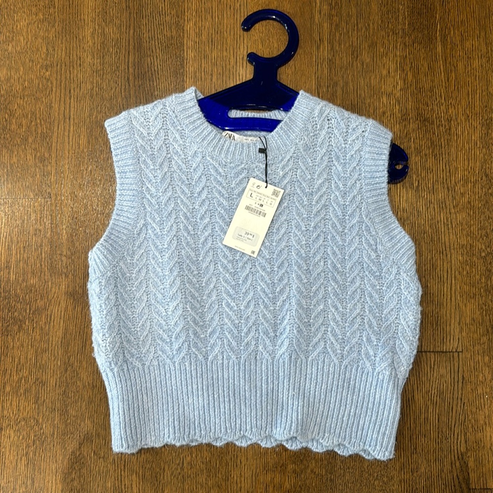 NEW WITH TAGS ZARA VEST